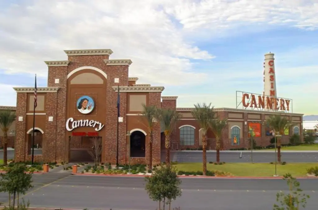 Cannery Casino Hotel exterior and entrance signs