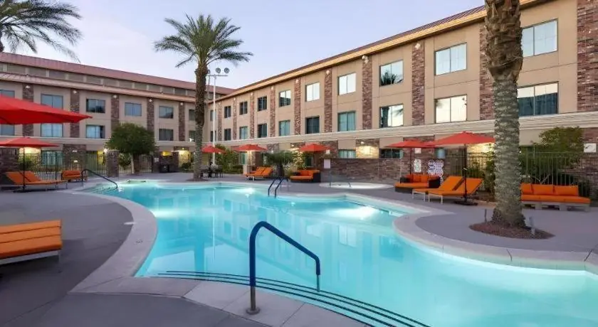 Outdoor courtyard pool at Cannery Casino Hotel