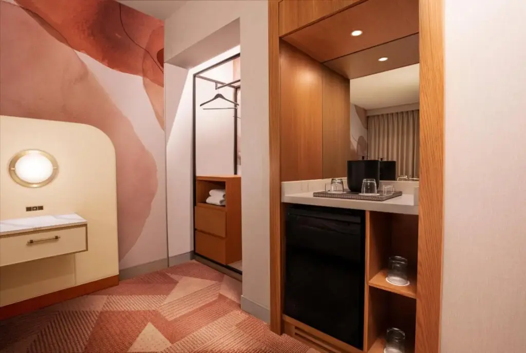 Bathroom vanity and sliding-door arrangement shown in the MGM Grand property gallery