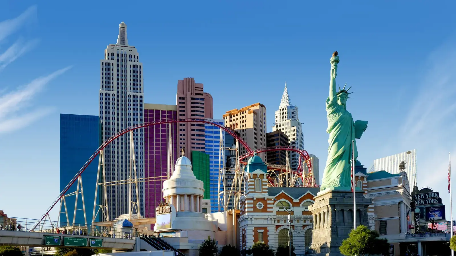 New York-New York's Manhattan-style skyline, Statue of Liberty replica and red roller coaster in Las Vegas