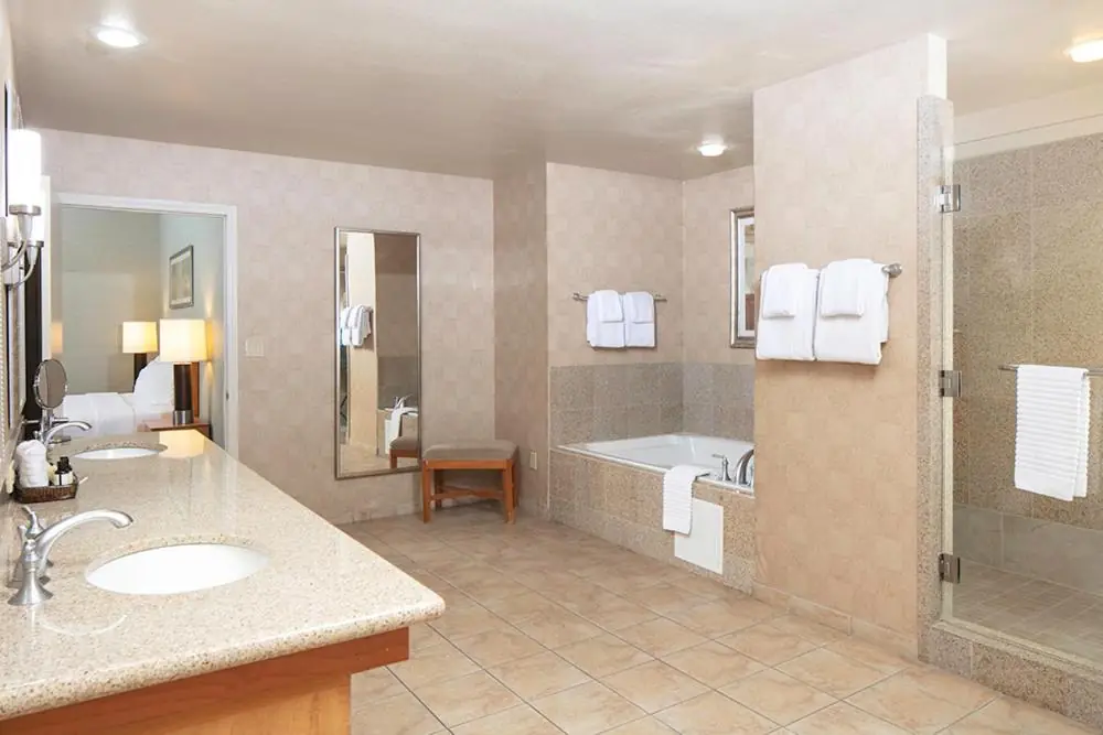 Example Platinum suite bathroom with bathtub and separate shower