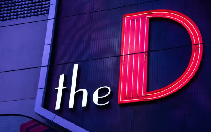 The D Las Vegas neon sign